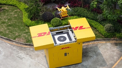 DHL запускает службу доставки дронами