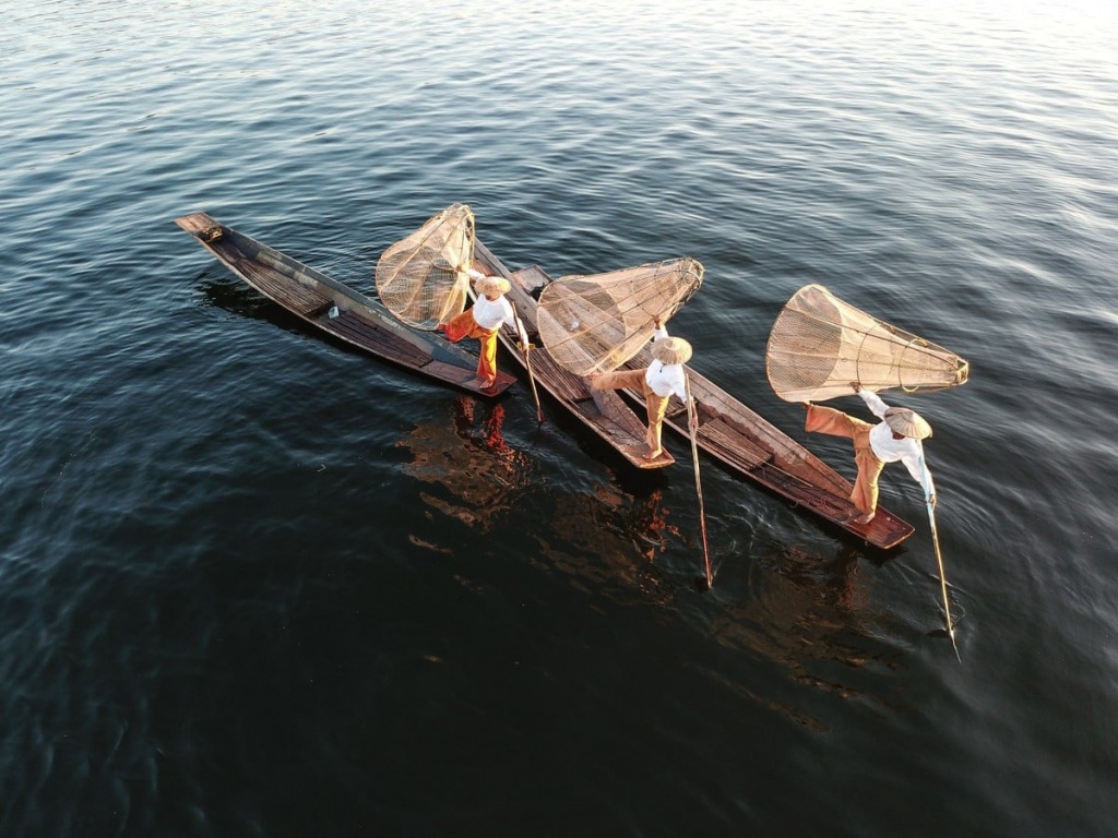 «Рыбная ловля на озере Инле»