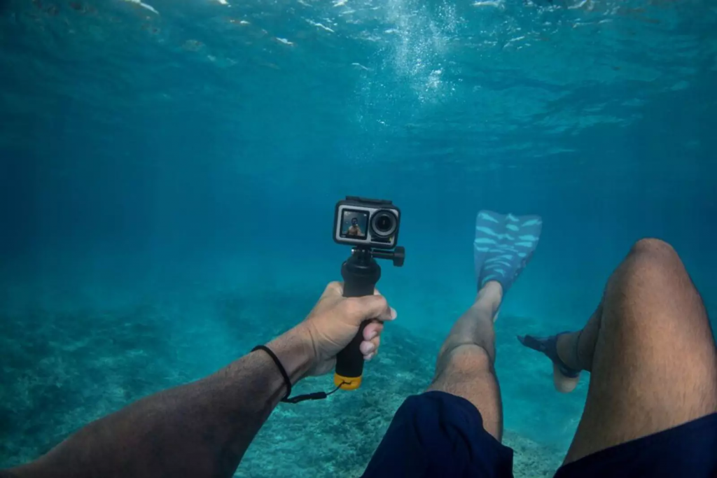 Подводные экшн-камеры с боксами и без