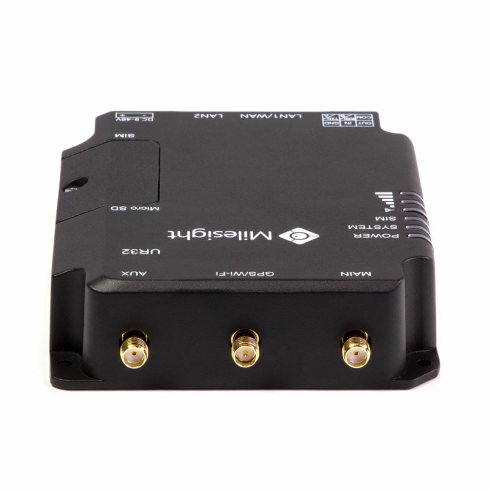 Роутер Milesight UR32-L04EU-P-W фото 2
