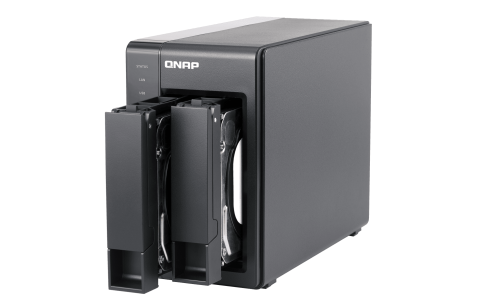 Сетевое хранилище QNAP TS-251+-8G фото 4