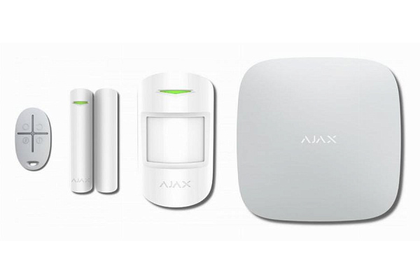 Комплект системы безопасности Ajax Hub Kit Plus