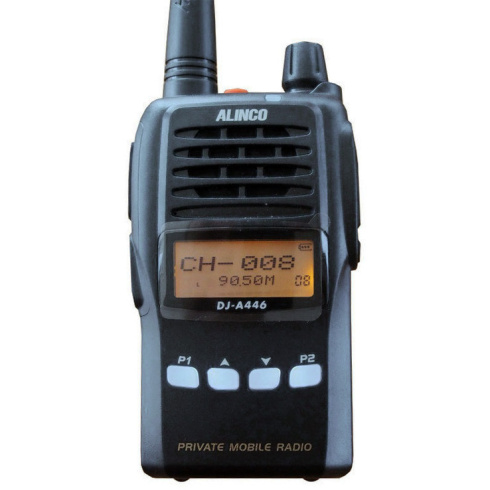Портативная рация Alinco 400-470 МГц урезанная клавиатура фото 2