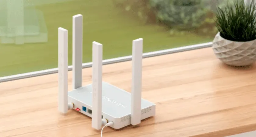 Keenetic Explorer 4G: LTE‑модем и двухдиапазонный Wi‑Fi в одном Keenetic Explorer 4G: LTE‑модем и двухдиапазонный Wi‑Fi в одном